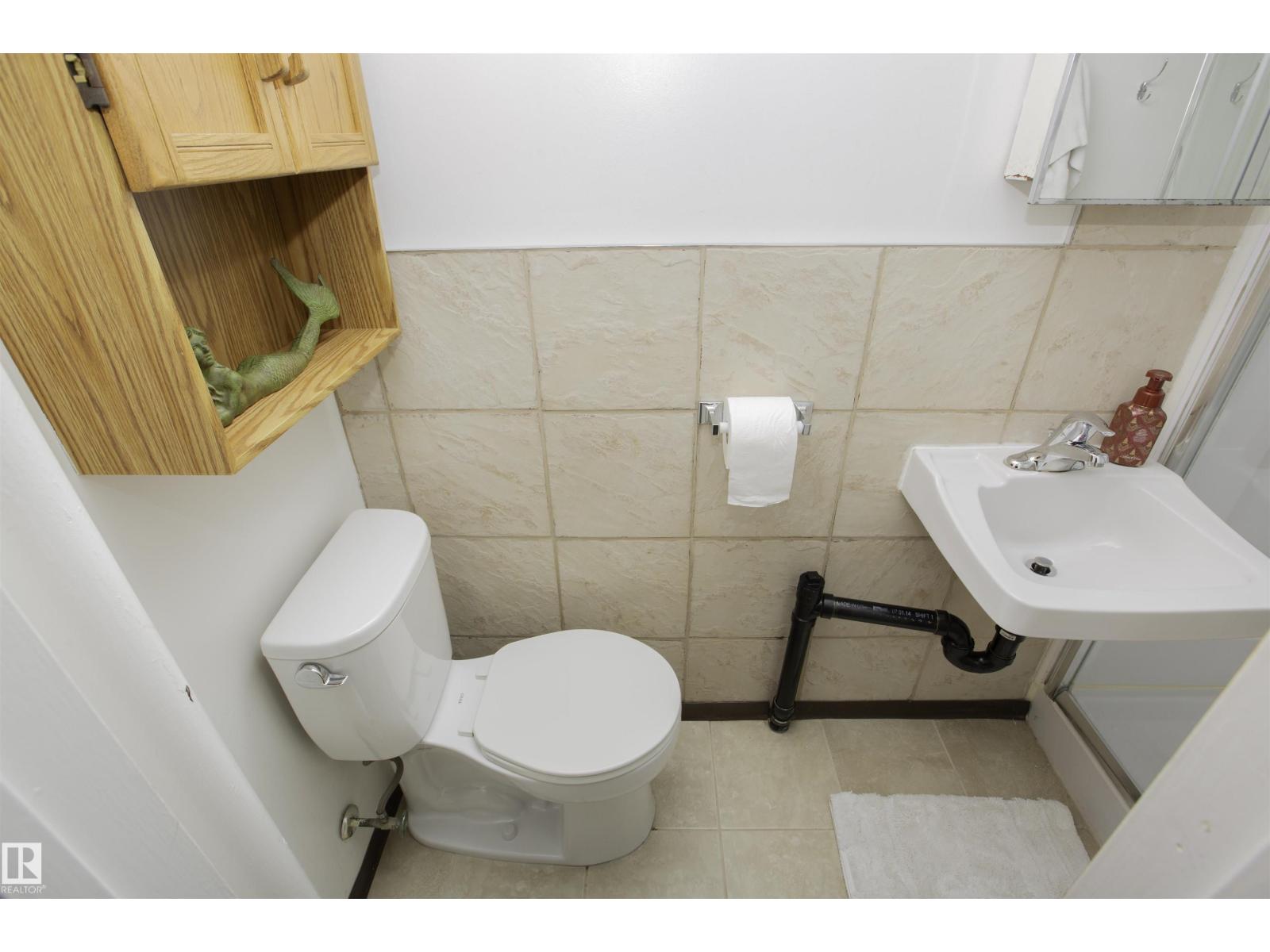 9107 58 St NW, Edmonton, Alberta  T6B 1L3 - Photo 16 - E4502662