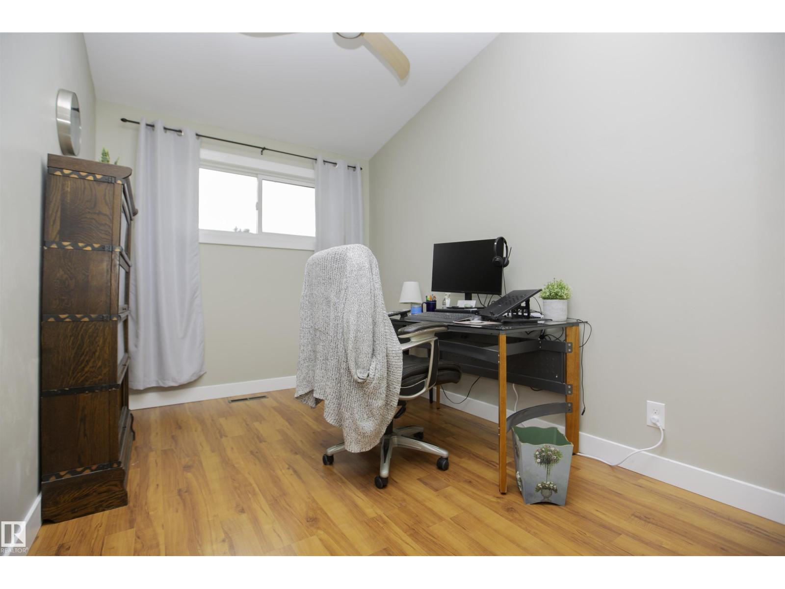 9107 58 St NW, Edmonton, Alberta  T6B 1L3 - Photo 13 - E4502662