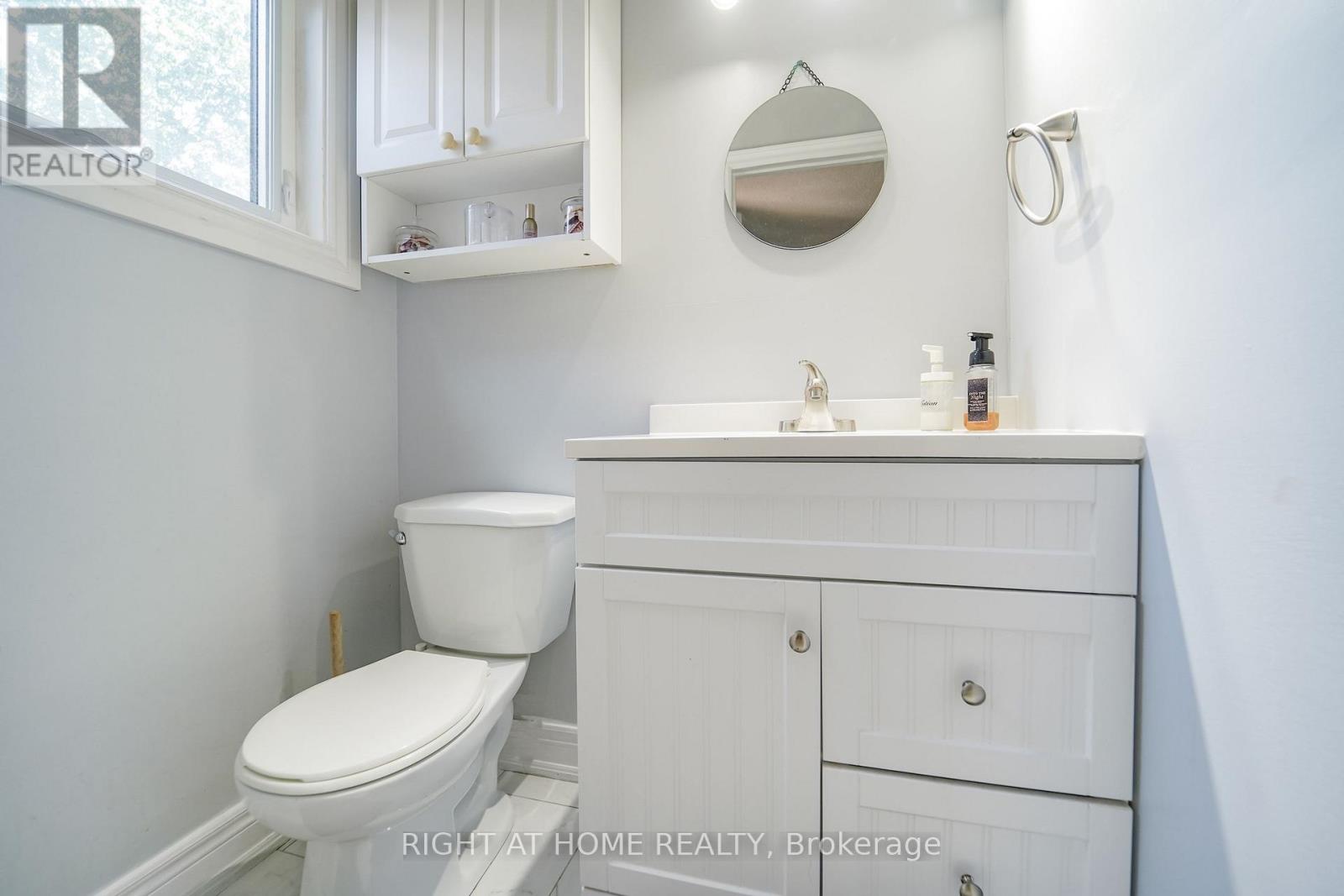 17 Clover Avenue, Barrie, Ontario  L4N 3M7 - Photo 28 - S13652054