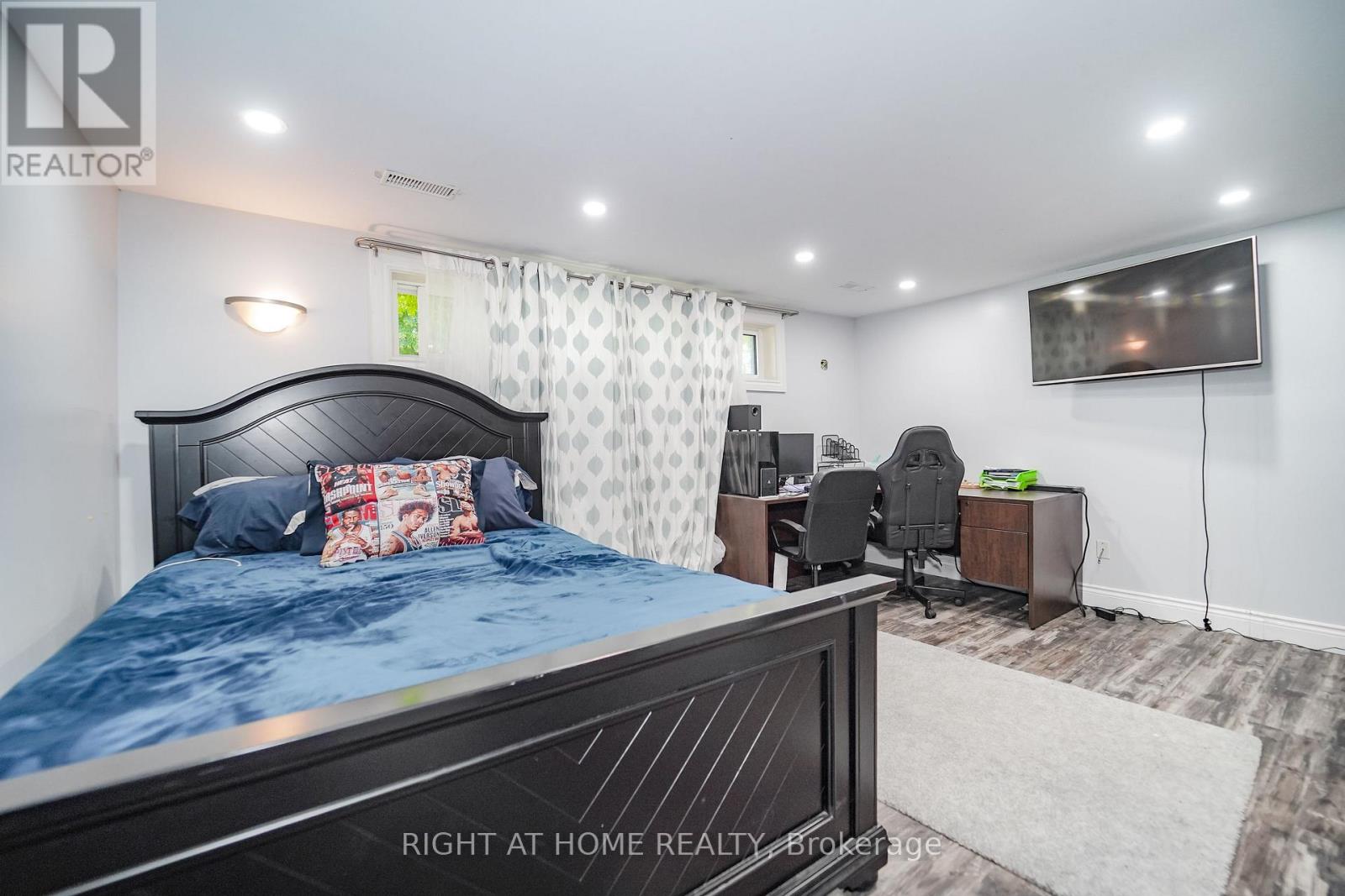 17 Clover Avenue, Barrie, Ontario  L4N 3M7 - Photo 34 - S13652054
