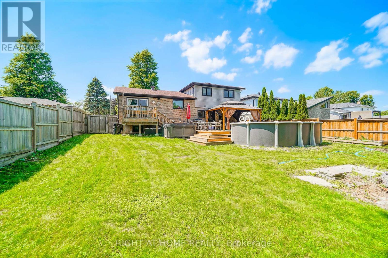 17 Clover Avenue, Barrie, Ontario  L4N 3M7 - Photo 42 - S13652054