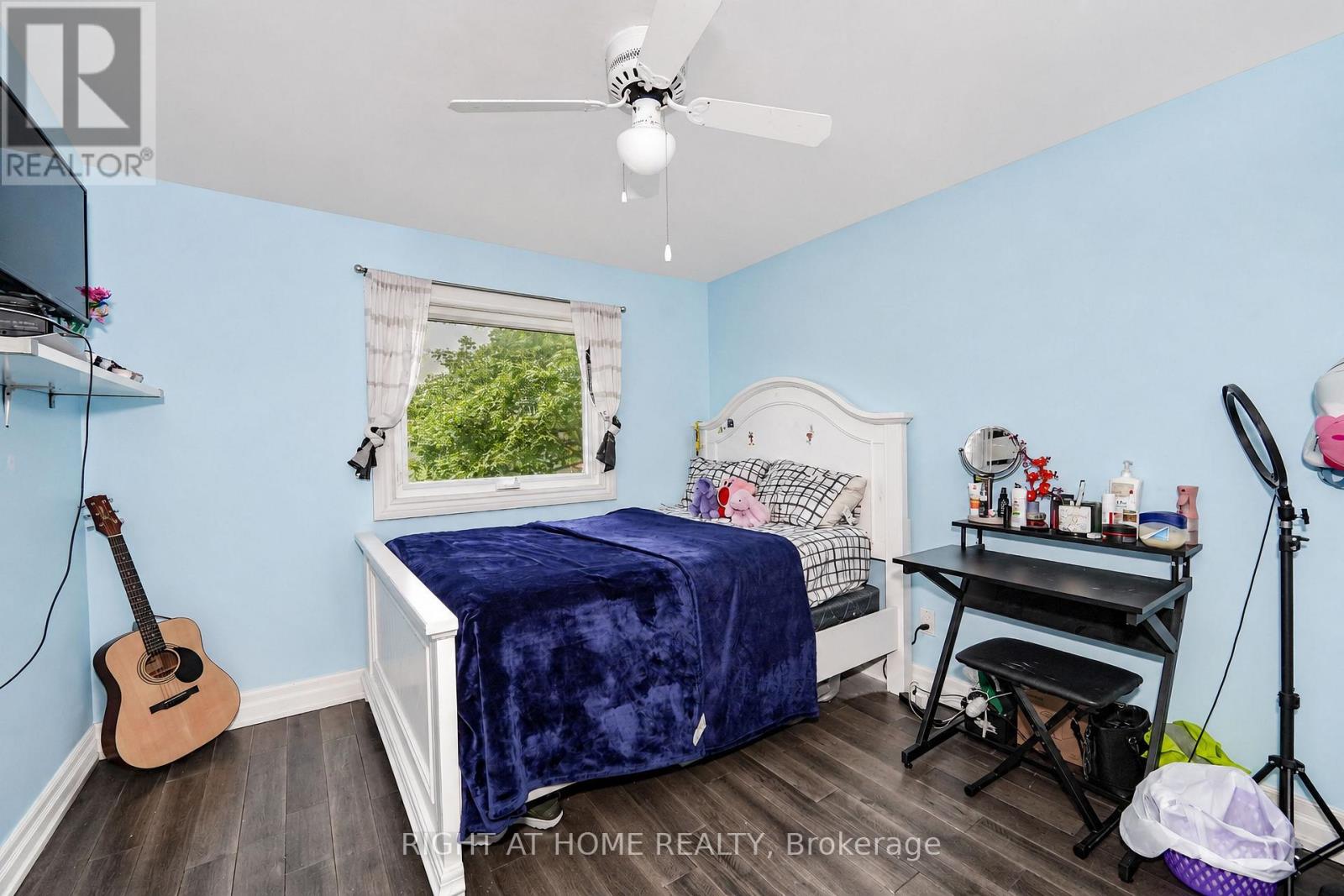 17 Clover Avenue, Barrie, Ontario  L4N 3M7 - Photo 9 - S13652054