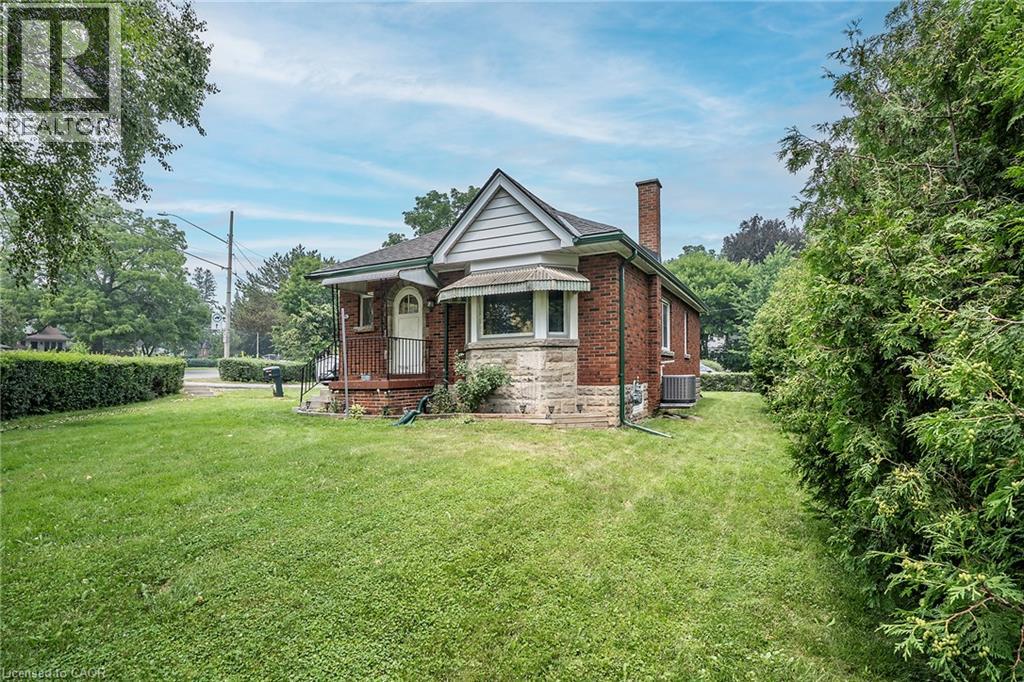 90 Osler Drive, Dundas, Ontario  L9H 4B5 - Photo 20 - 40849619