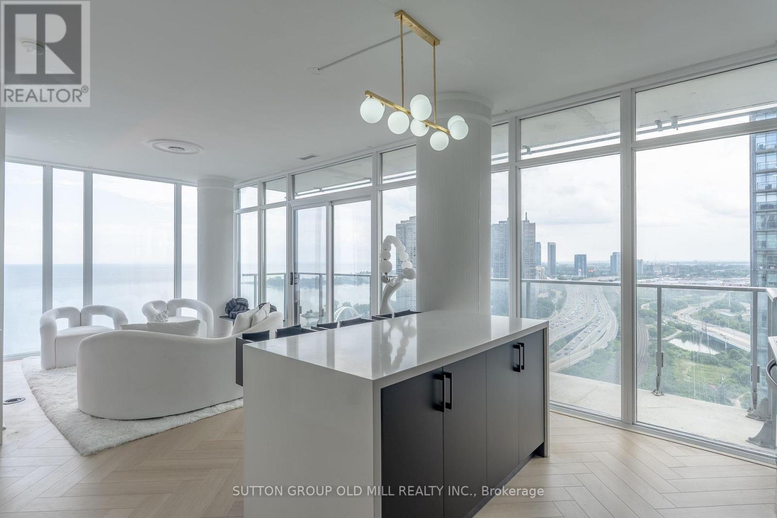 2505 - 103 The Queensway, Toronto, Ontario  M6S 5B3 - Photo 10 - W13651962