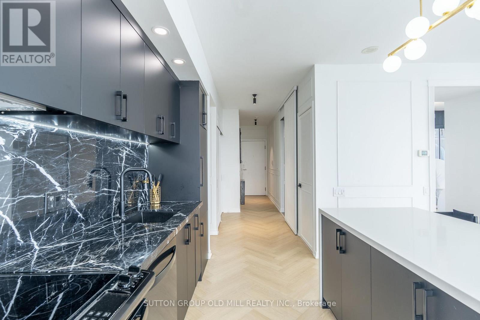 2505 - 103 The Queensway, Toronto, Ontario  M6S 5B3 - Photo 6 - W13651962