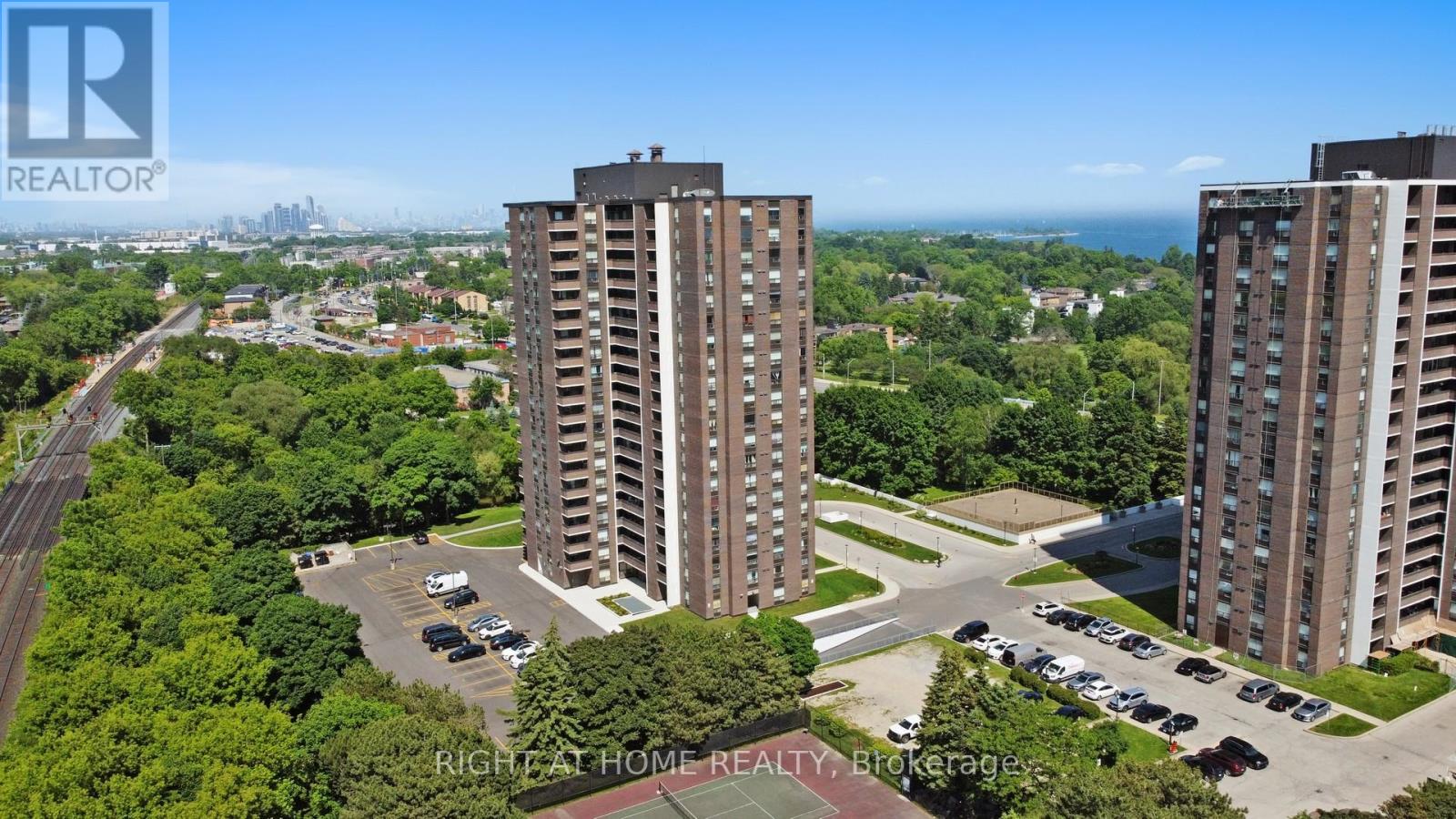 808 - 1535 Lakeshore Road E, Mississauga, Ontario  L5E 3E2 - Photo 22 - W13651976