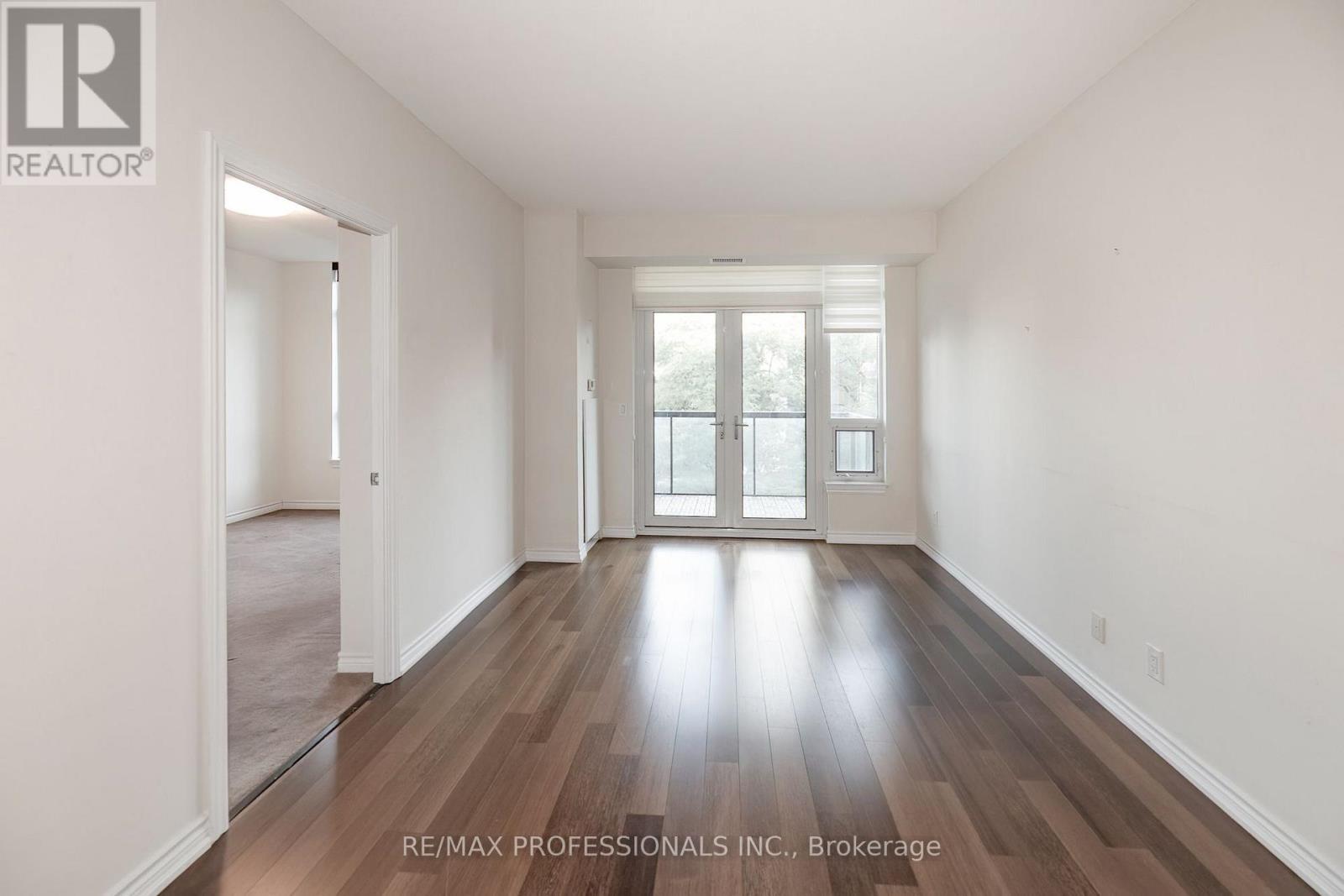 312 - 1135 Royal York Road, Toronto, Ontario  M9A 0C3 - Photo 2 - W13651990
