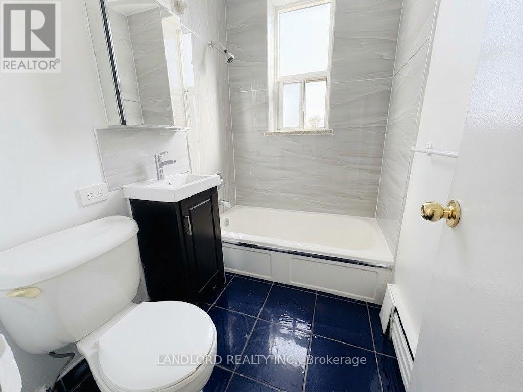 41 - 140 Springhurst Avenue, Toronto, Ontario  M6K 1C1 - Photo 11 - W13651994