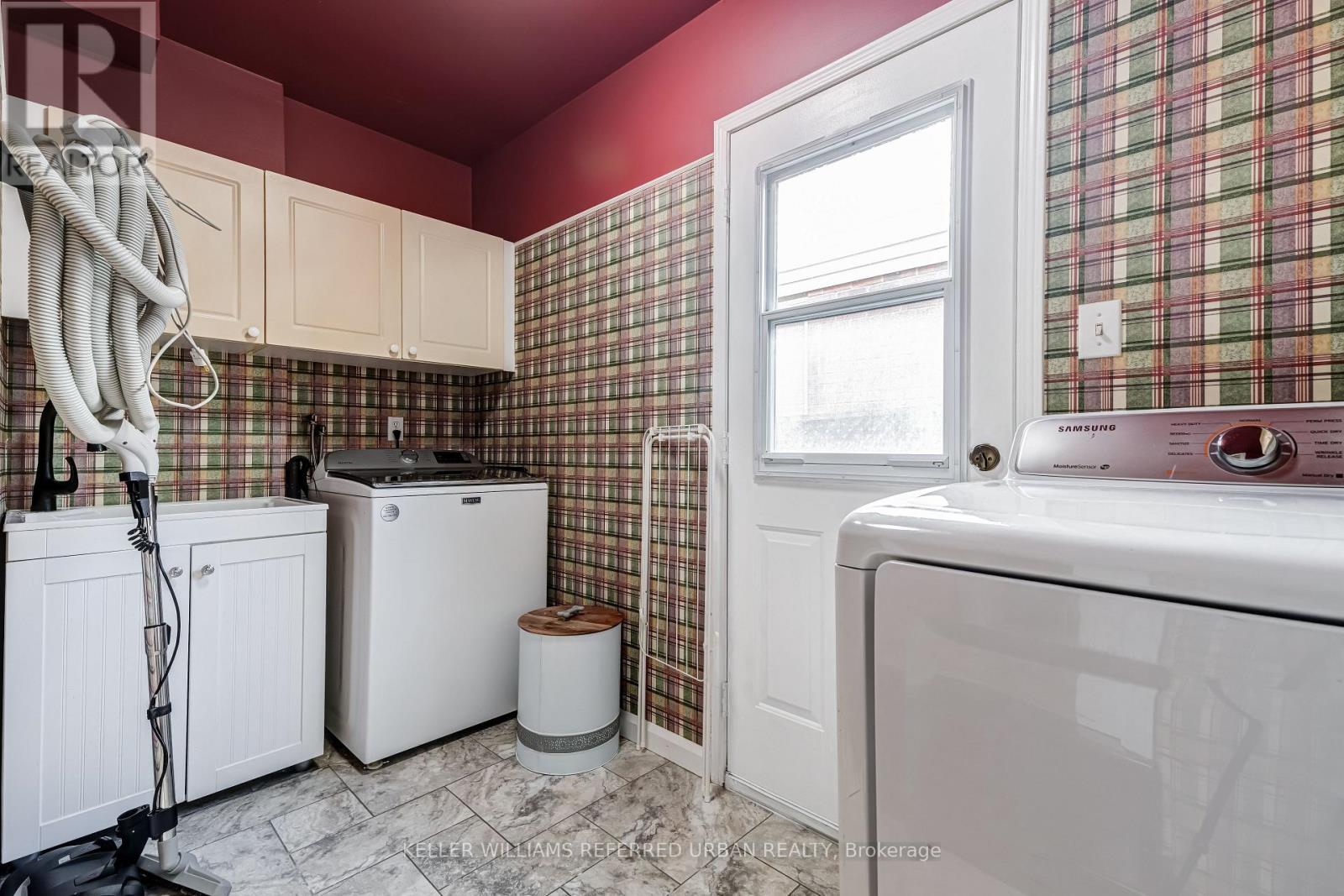 9 Stone Street, Halton Hills, Ontario  L7G 5W6 - Photo 17 - W13652006
