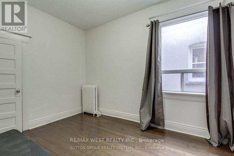 328 High Park Avenue, Toronto, Ontario  M6P 2S7 - Photo 7 - W13652020