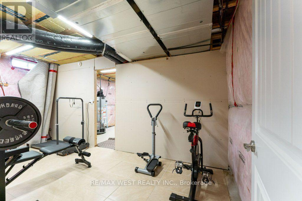 85 Aird Court, Milton, Ontario  L9T 8B6 - Photo 38 - W13652048