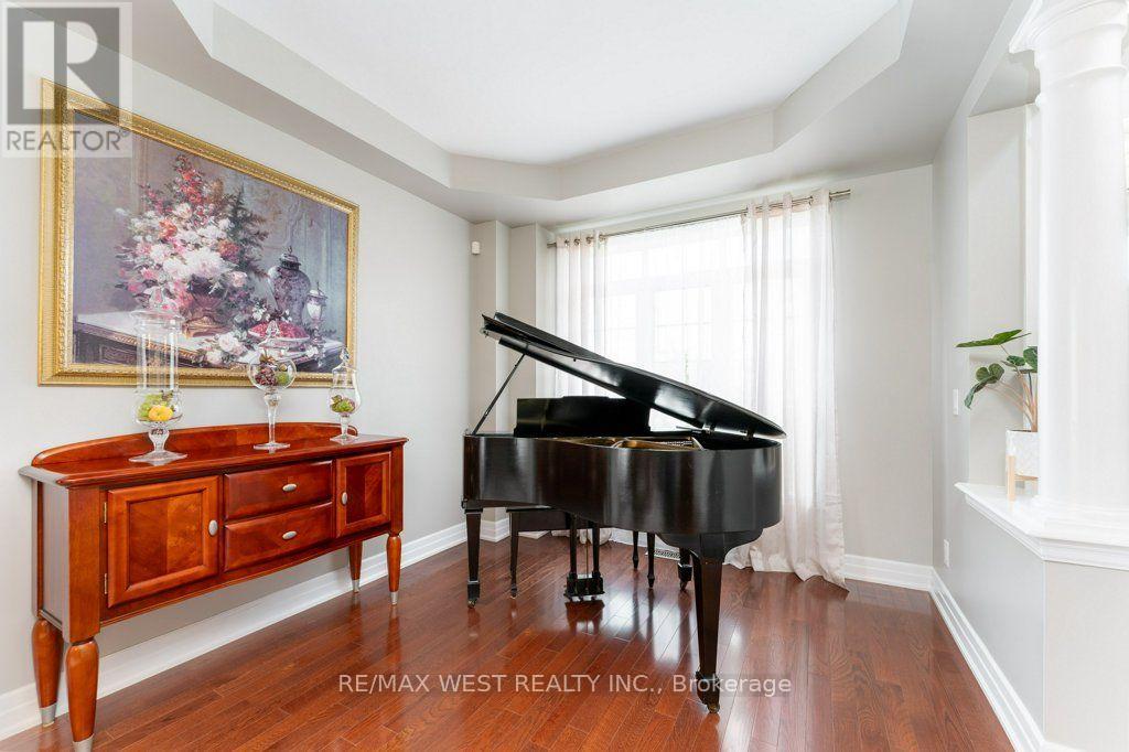 85 Aird Court, Milton, Ontario  L9T 8B6 - Photo 7 - W13652048