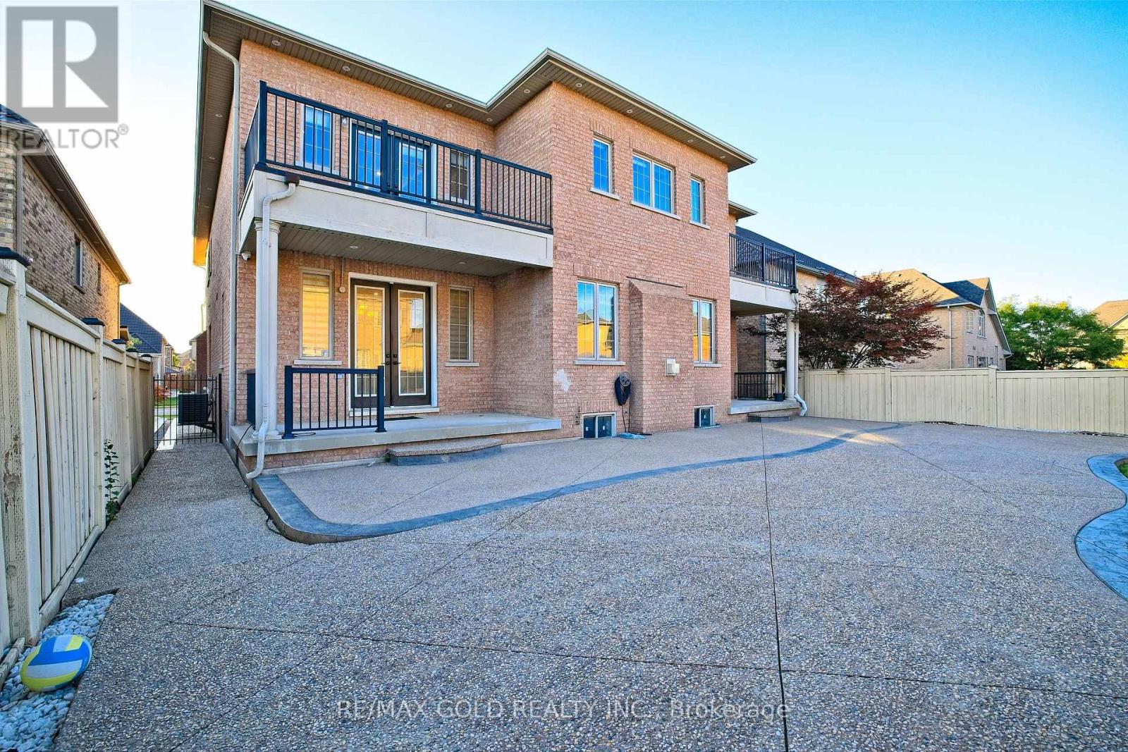 9 Lauderhill Road, Brampton, Ontario  L6P 2Z1 - Photo 46 - W13652056