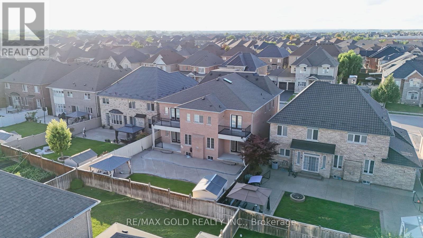 9 Lauderhill Road, Brampton, Ontario  L6P 2Z1 - Photo 49 - W13652056