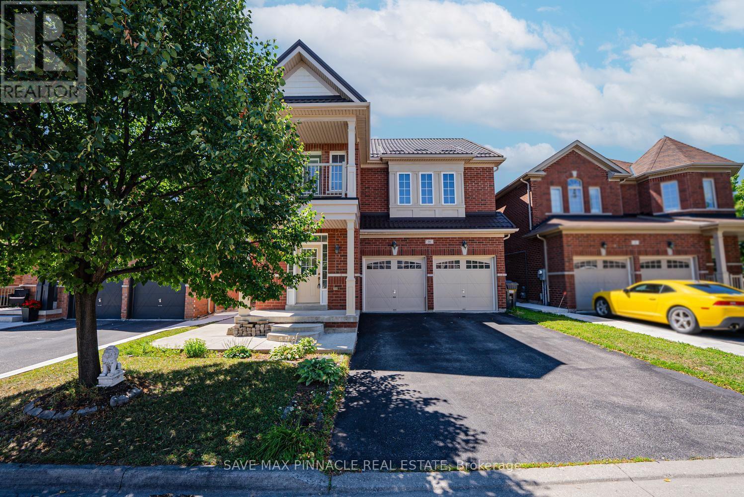 16 Baby Pointe Trail, Brampton, Ontario  L7A 0W3 - Photo 3 - W13652086