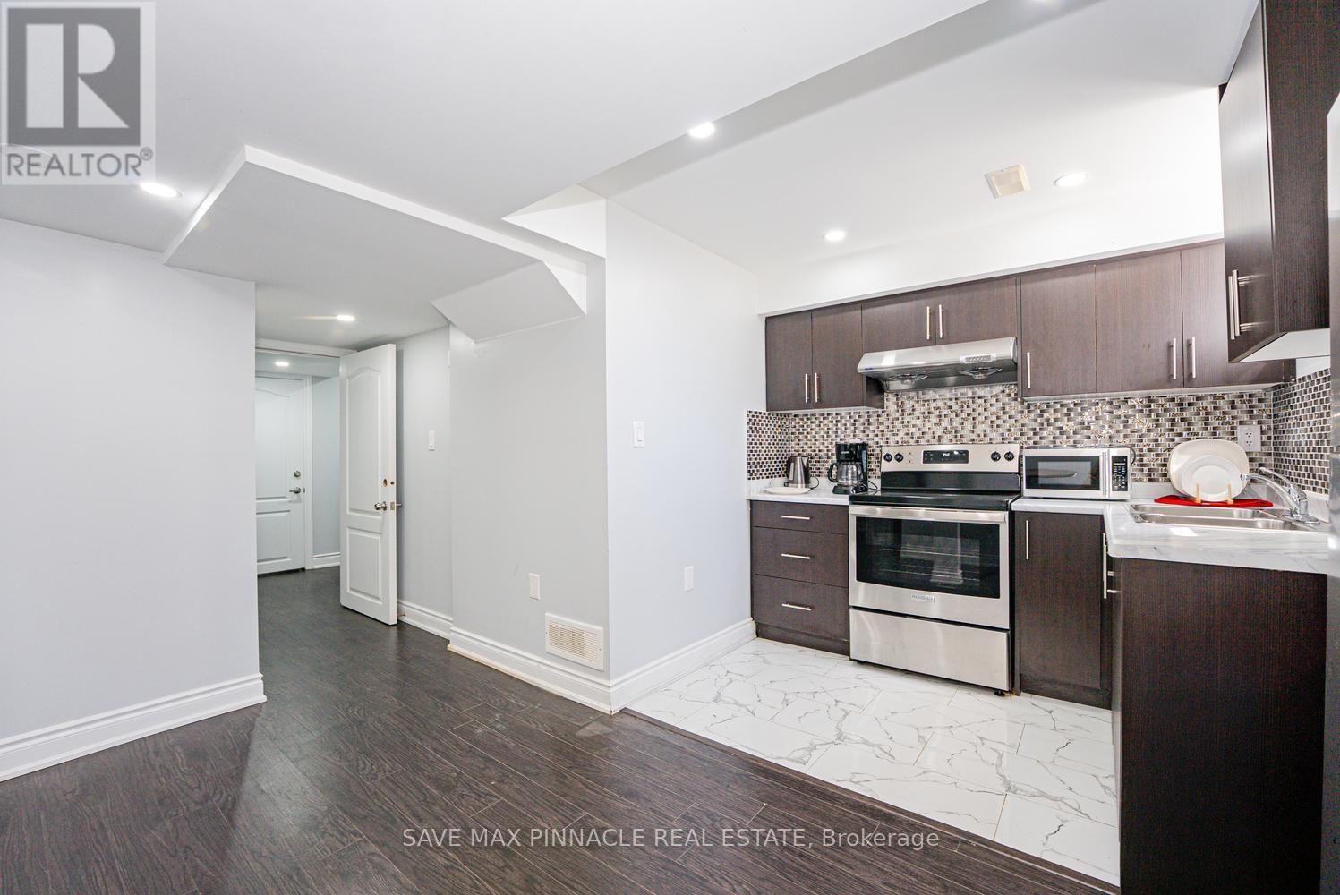 16 Baby Pointe Trail, Brampton, Ontario  L7A 0W3 - Photo 30 - W13652086