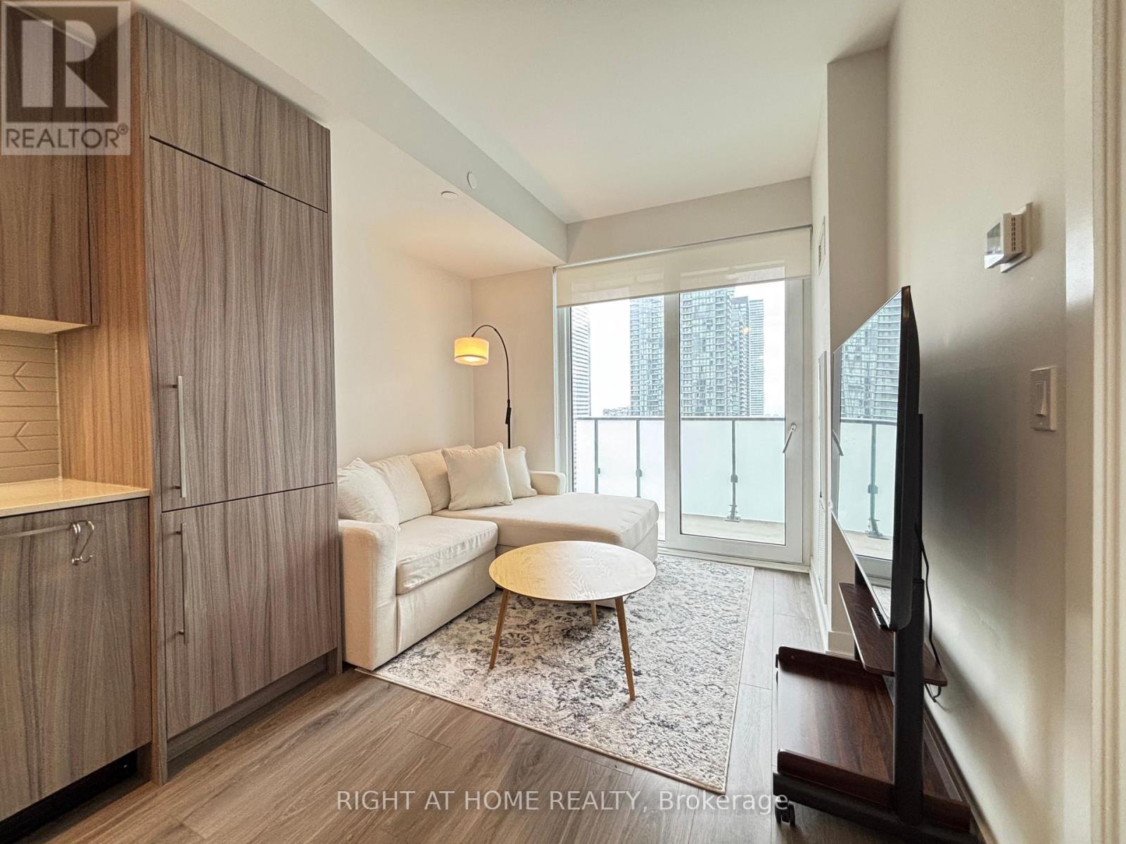 1707 - 4130 Parkside Village Drive, Mississauga, Ontario  L5B 0L7 - Photo 5 - W13652102