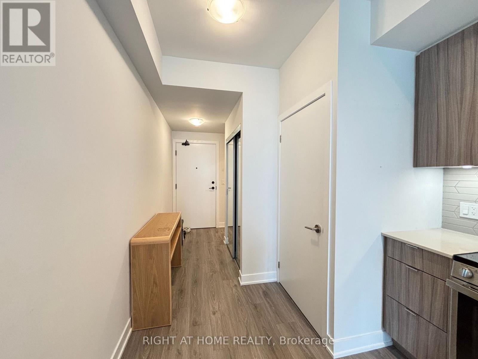 1707 - 4130 Parkside Village Drive, Mississauga, Ontario  L5B 0L7 - Photo 9 - W13652102