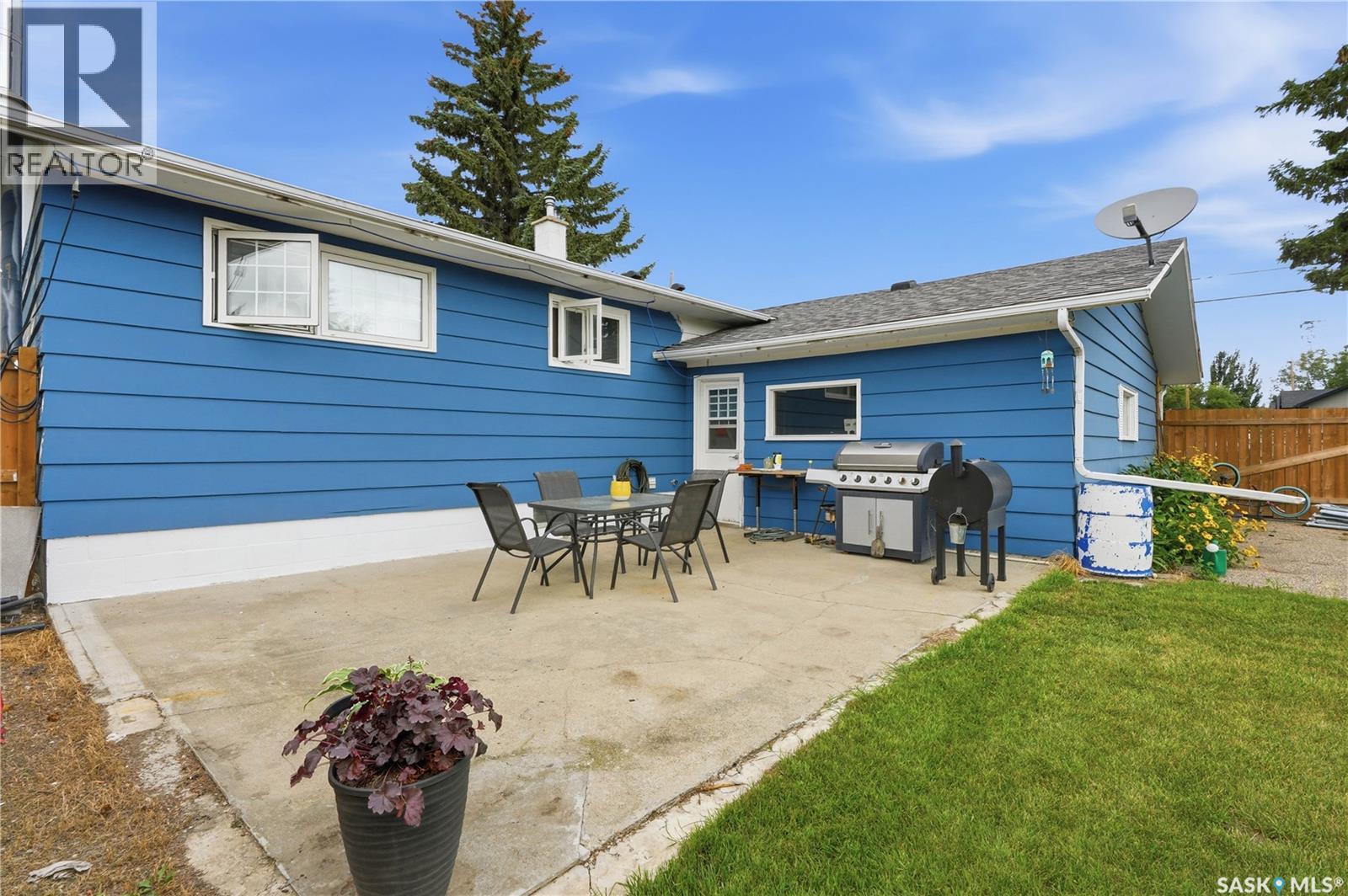 310 2nd Street, Hepburn, Saskatchewan  S0K 1Z0 - Photo 55 - SK044957