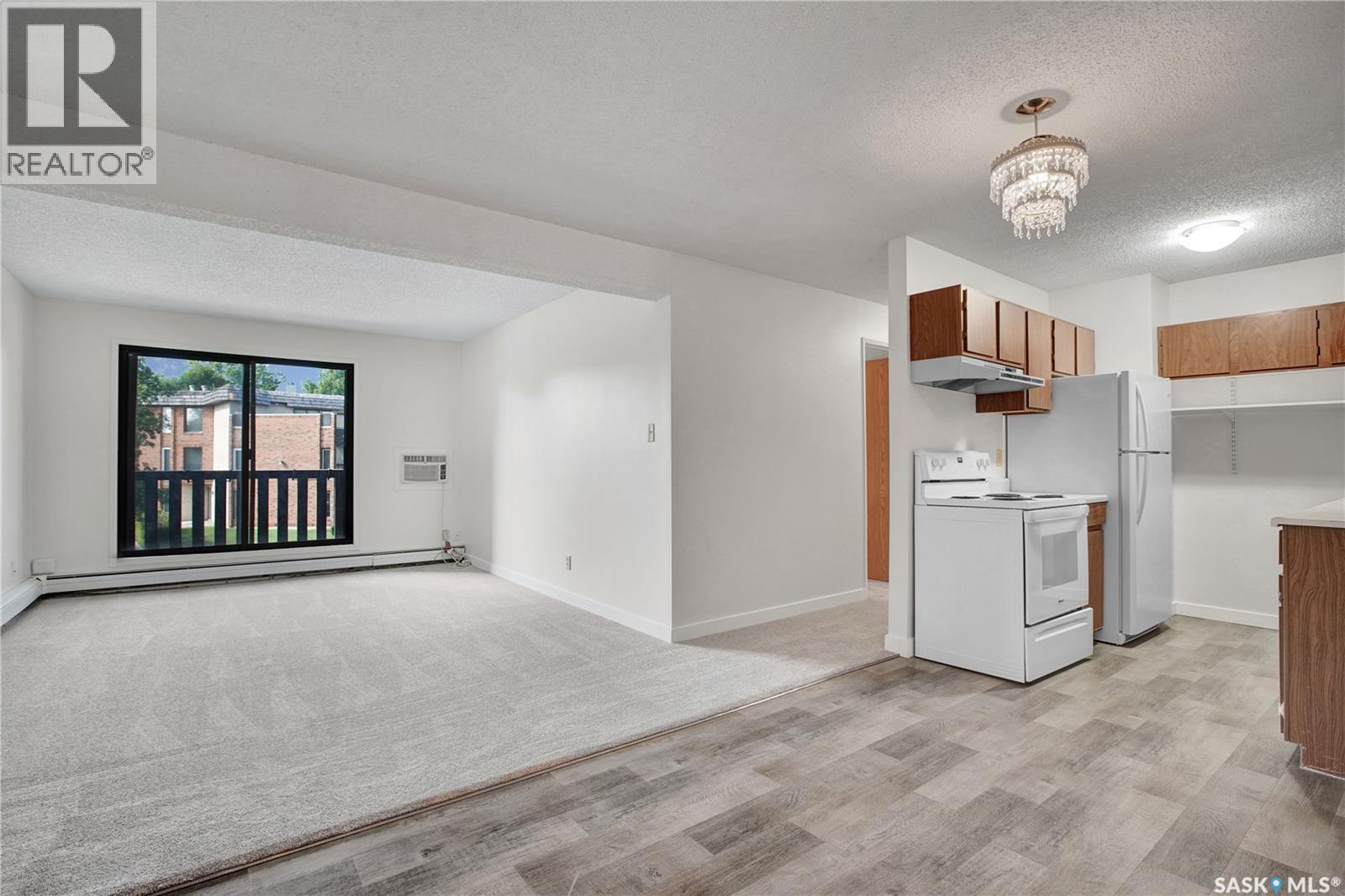 202 403 Tait Court, Saskatoon, Saskatchewan  S7H 5L3 - Photo 2 - SK044953