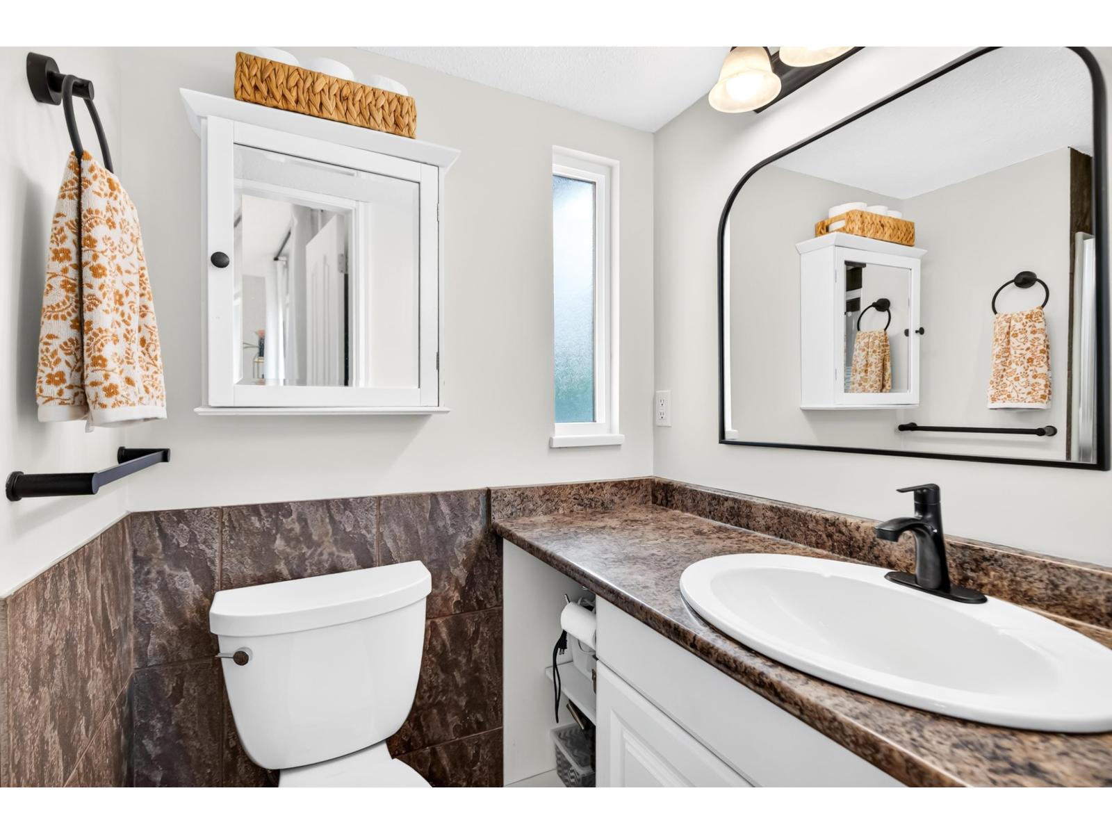 17089 60a Avenue, Surrey, British Columbia  V3S 6A7 - Photo 14 - R3153788