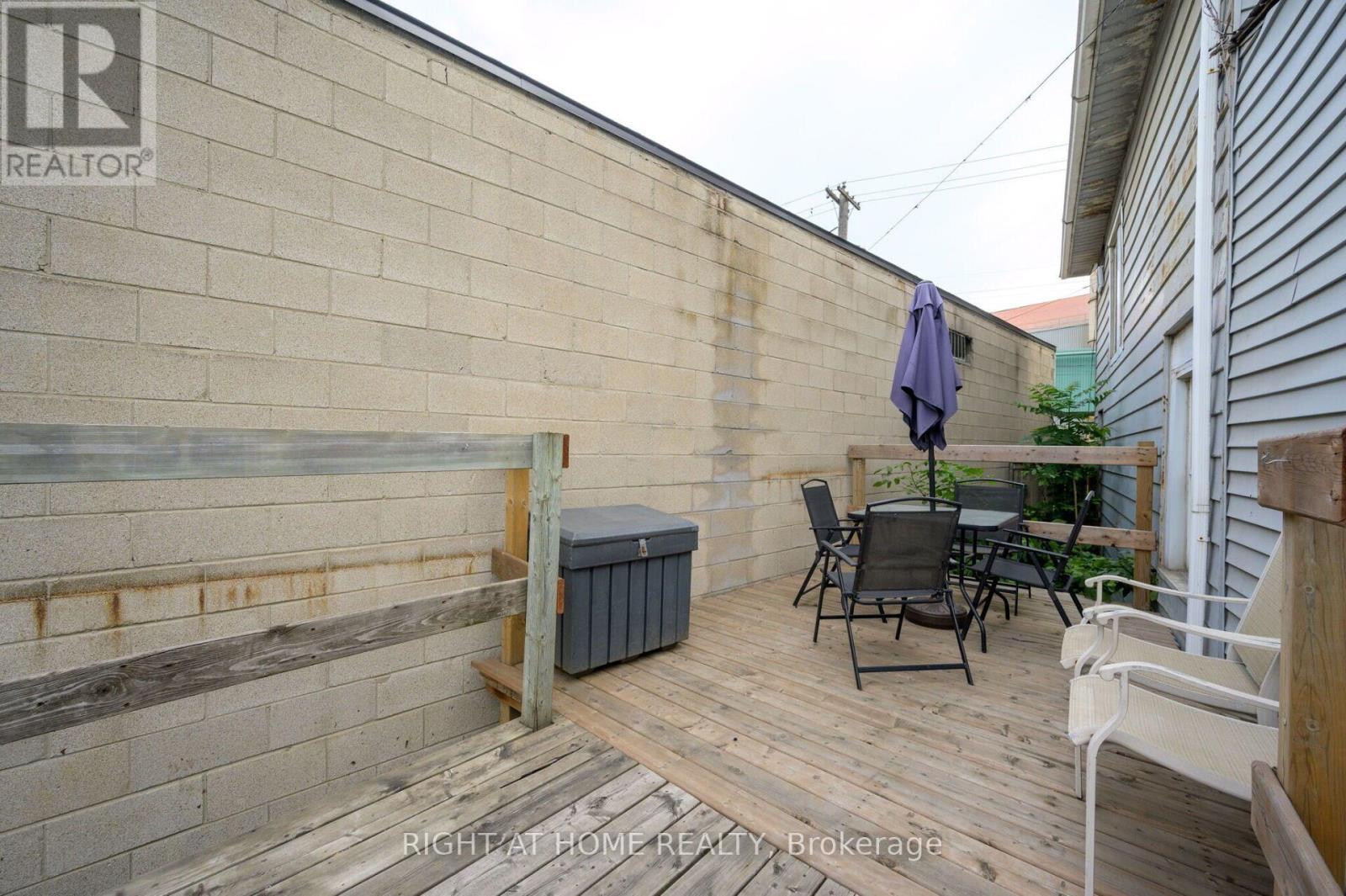 372 Beach Road, Hamilton, Ontario  L8H 3K5 - Photo 32 - X13651984