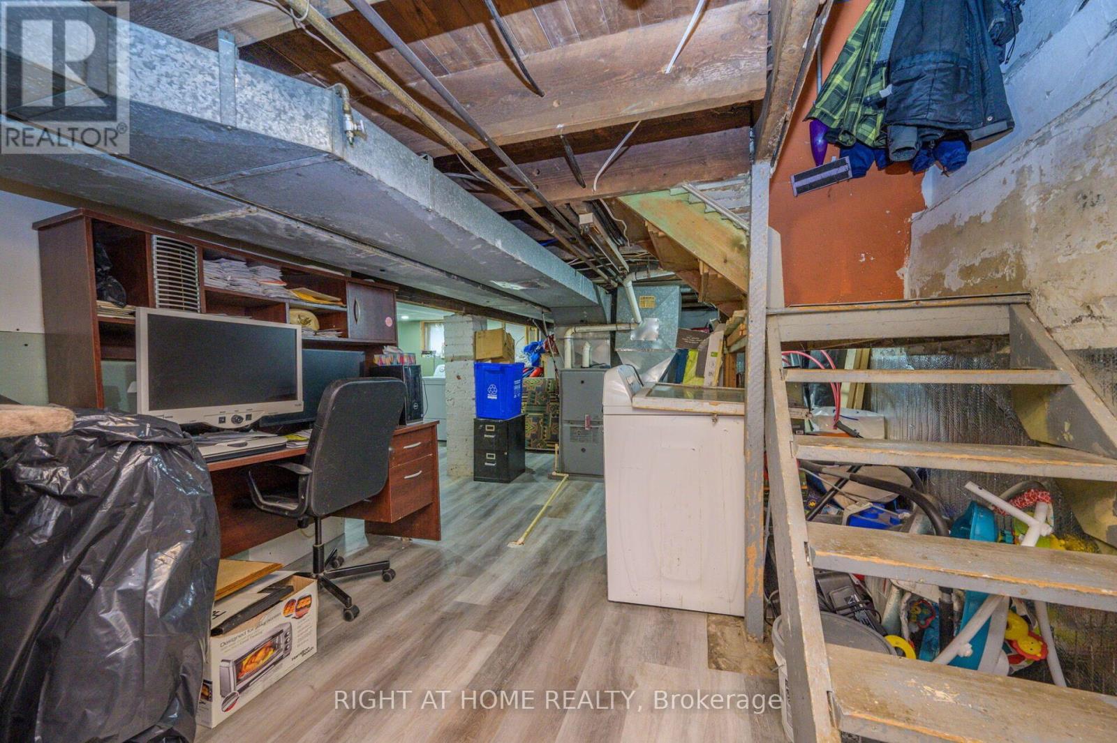 372 Beach Road, Hamilton, Ontario  L8H 3K5 - Photo 37 - X13651984