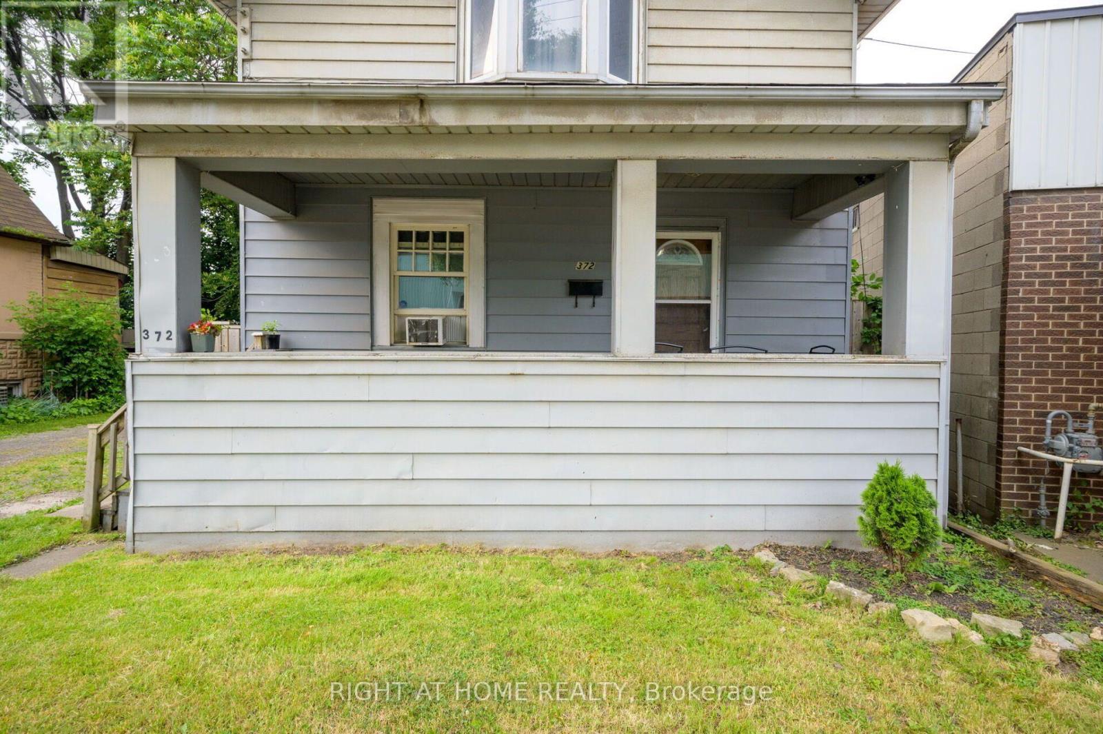372 Beach Road, Hamilton, Ontario  L8H 3K5 - Photo 4 - X13651984
