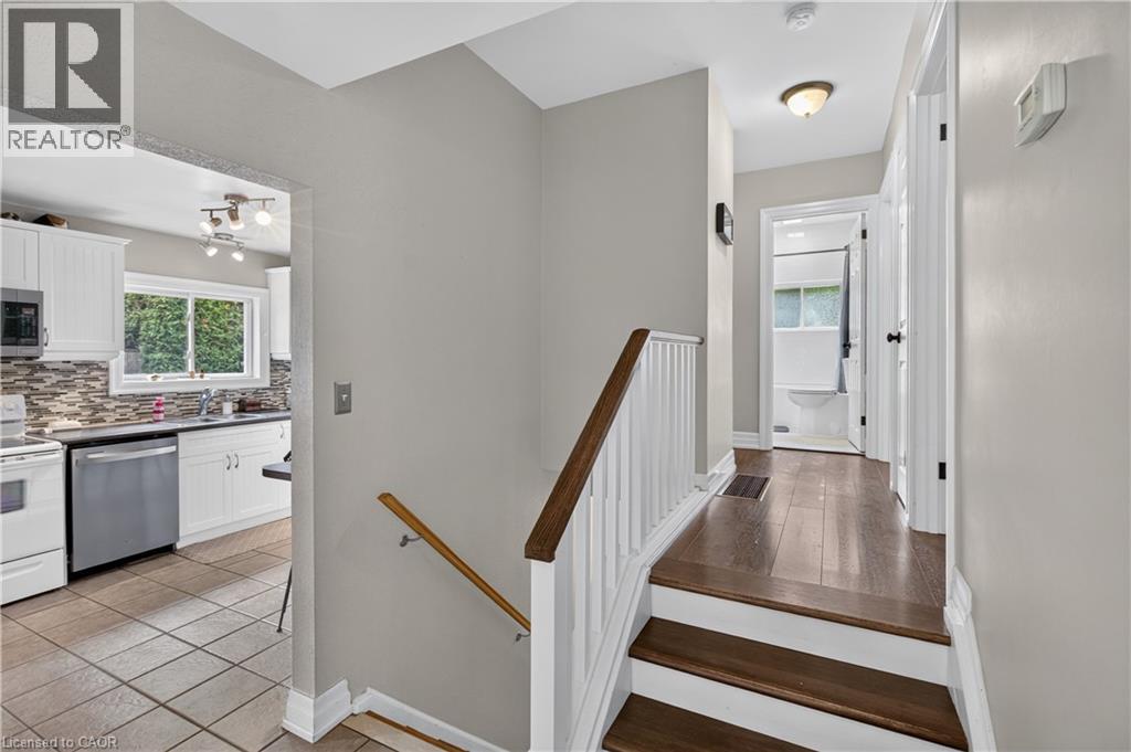 3 Cumbrian Court, Brampton, Ontario  L6X 2J7 - Photo 8 - 40854318