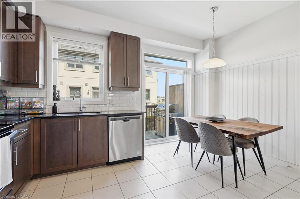 4 Could Lane, Ancaster, Ontario  L9G 0H2 - Photo 7 - 40853826
