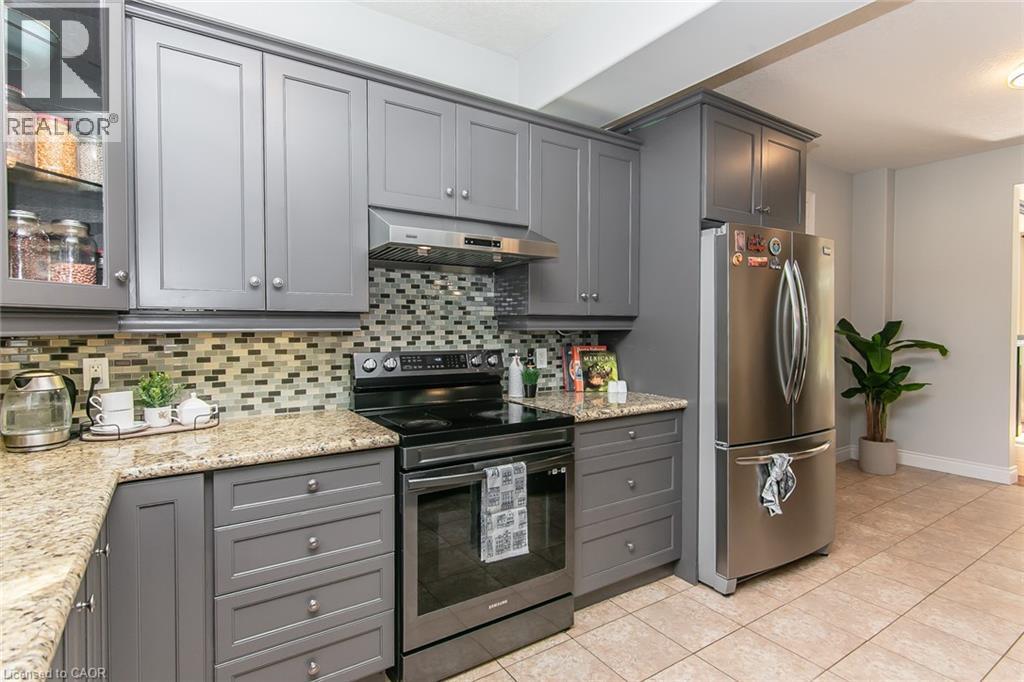 563 Woolgrass Avenue, Waterloo, Ontario  N2V 2Y2 - Photo 15 - 40853180