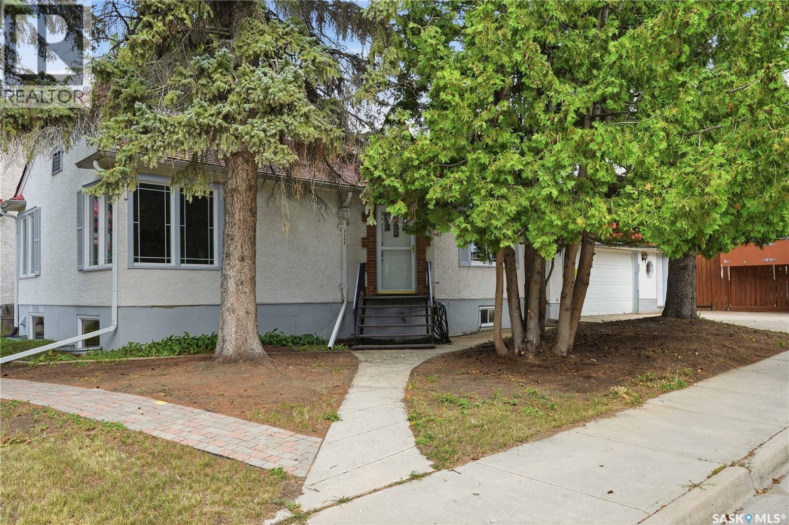 3200 College Avenue, Regina, Saskatchewan  S4T 1V9 - Photo 1 - SK044729