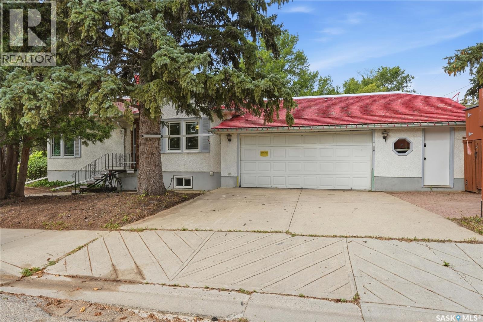 3200 College Avenue, Regina, Saskatchewan  S4T 1V9 - Photo 2 - SK044729