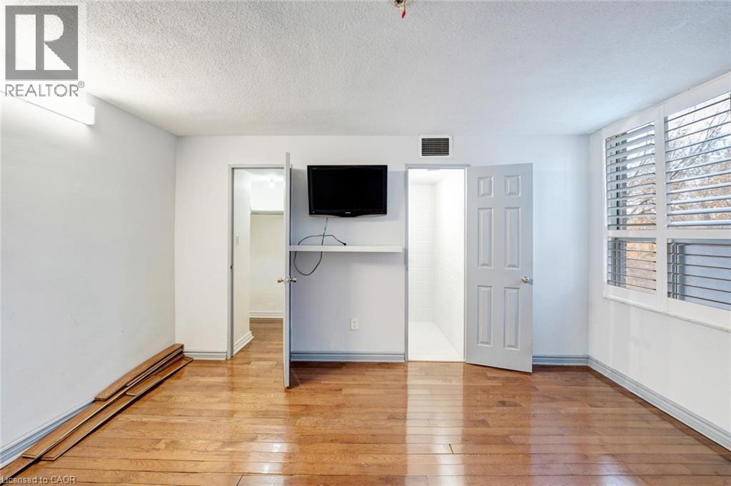 10 Edgecliff Golfway Unit# 206, North York, Ontario  M3C 3A3 - Photo 19 - 40776261