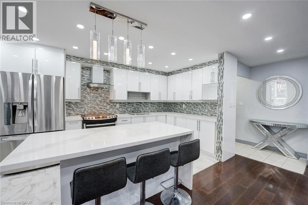 10 Edgecliff Golfway Unit# 206, North York, Ontario  M3C 3A3 - Photo 7 - 40776261