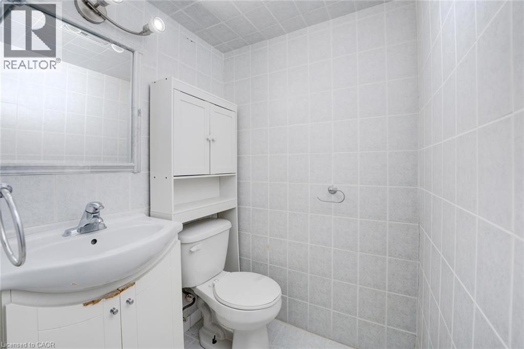 10 Edgecliff Golfway Unit# 206, North York, Ontario  M3C 3A3 - Photo 21 - 40776261