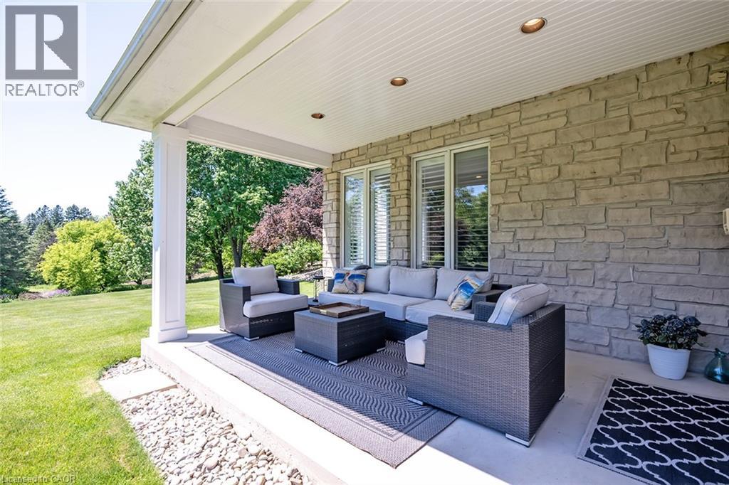 938 Governor's Road, Dundas, Ontario  L9H 5E3 - Photo 40 - 40834944