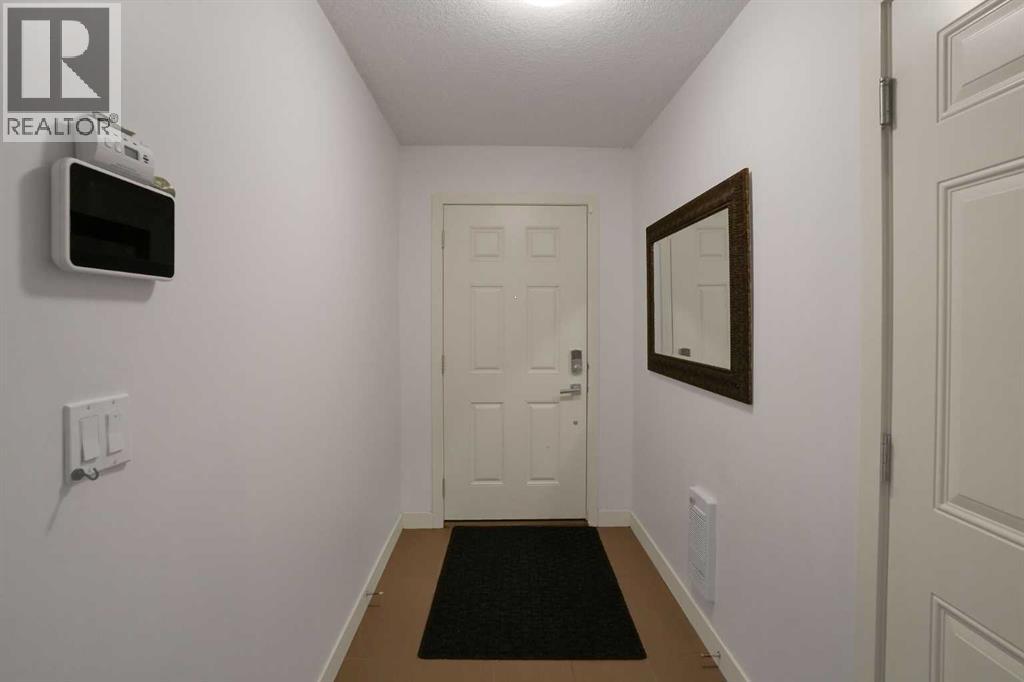 575 Sherwood Boulevard NW, Calgary, Alberta  T3R 0X1 - Photo 12 - A2325253