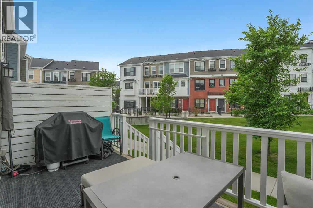 575 Sherwood Boulevard NW, Calgary, Alberta  T3R 0X1 - Photo 6 - A2325253