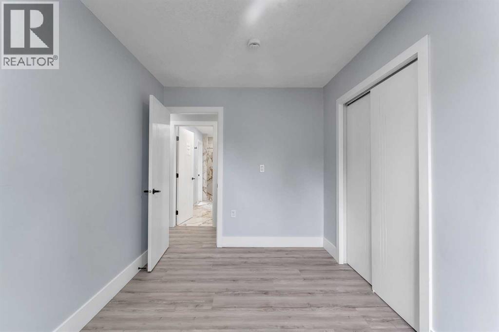 2930 Oakmoor Crescent SW, Calgary, Alberta T2V 3Z7 - Photo 15 - A2335752