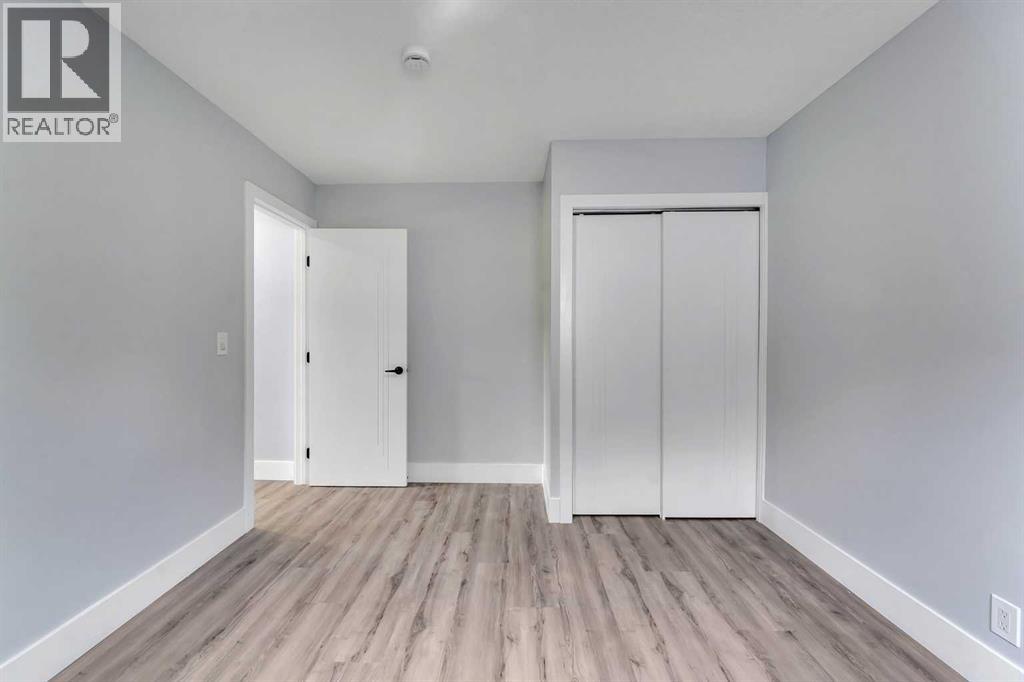 2930 Oakmoor Crescent SW, Calgary, Alberta T2V 3Z7 - Photo 20 - A2335752