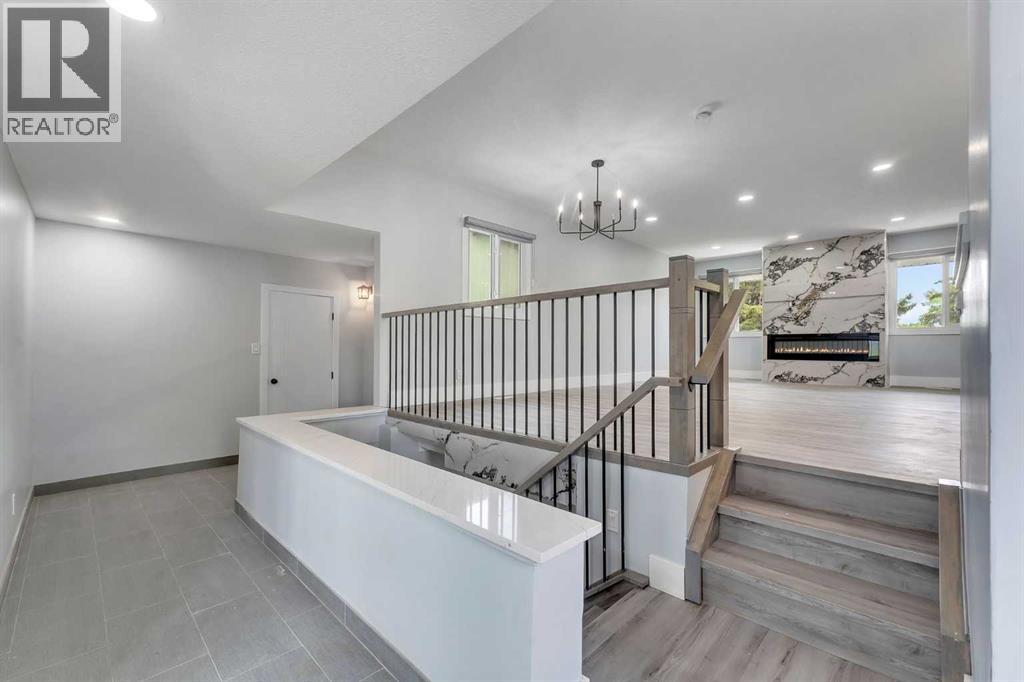2930 Oakmoor Crescent SW, Calgary, Alberta T2V 3Z7 - Photo 21 - A2335752