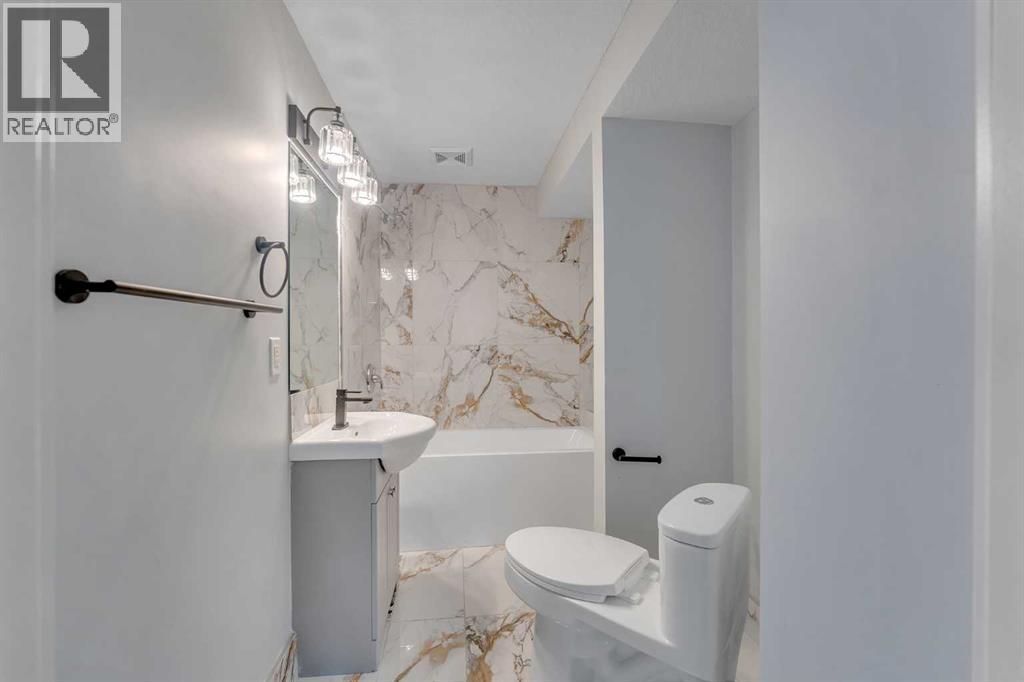 2930 Oakmoor Crescent SW, Calgary, Alberta T2V 3Z7 - Photo 35 - A2335752
