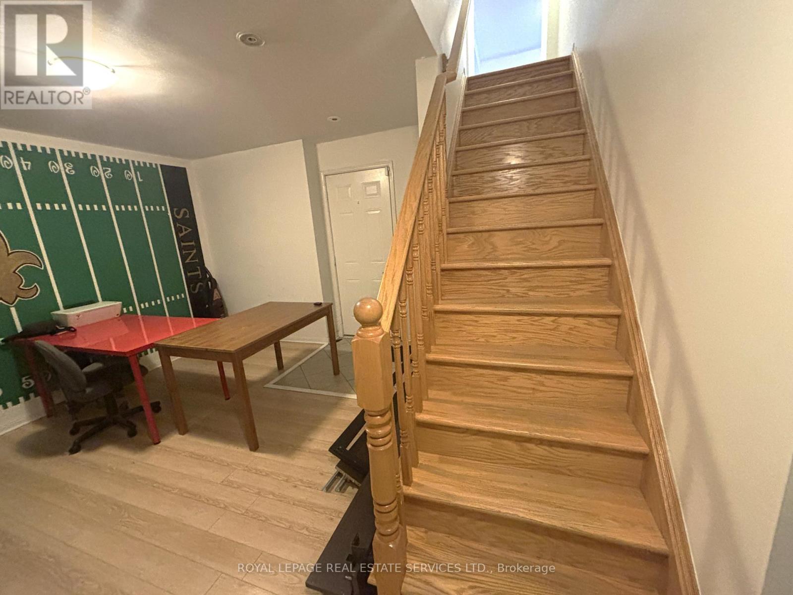 4 - 764 Neighbourhood Circle, Mississauga, Ontario  L5B 0B7 - Photo 15 - W13514066