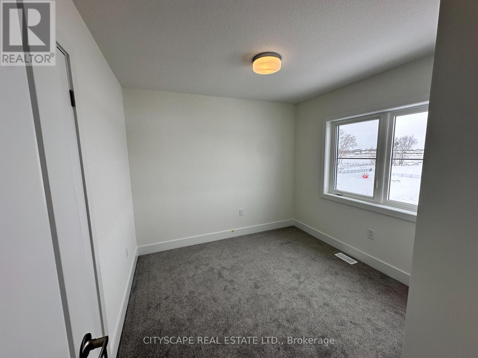 48 Balladry Boulevard, Stratford, Ontario  N5A 0L5 - Photo 4 - X13649510