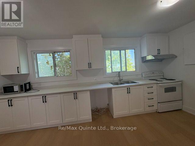 6 - 174 Queen Street, Quinte West, Ontario  K8V 4Y6 - Photo 5 - X13652208