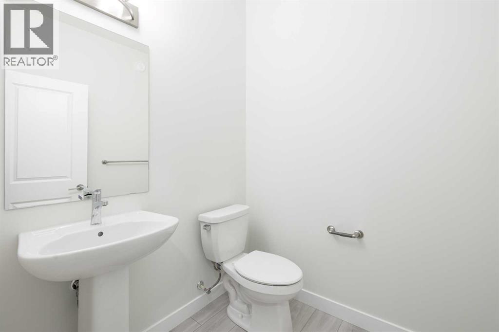 385 Sora Park SE, Calgary, Alberta  T3S 0L6 - Photo 10 - A2302959