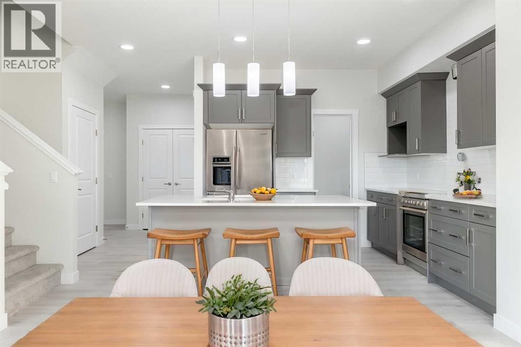 385 Sora Park SE, Calgary, Alberta  T3S 0L6 - Photo 5 - A2302959