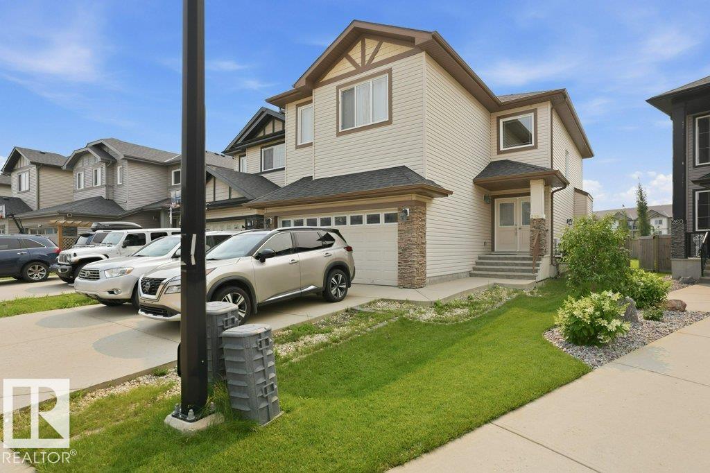 258 ALBANY DR NW, Edmonton, Alberta