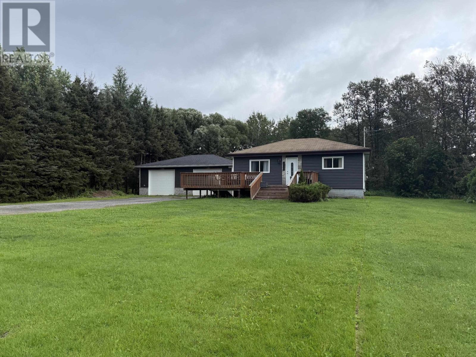 4168 Vanguard Ave, Thunder Bay, Ontario  P7K 1C9 - Photo 2 - TB2602288